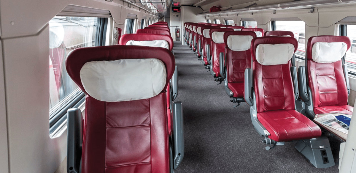 Двухэтажный вагон